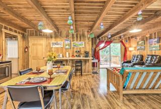 Lake Cumberland Area Cabin - 4 Mi to Lake! - 3