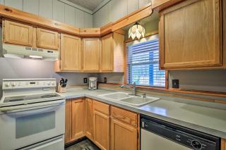 All Season Big Bear Lake House, Walk to Beach - Johannesburg - 2