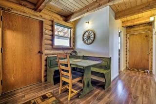 Pet-Friendly Moab Cabin with Mtn Views and BBQ! - Moab - 4