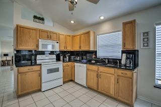 Bradenton Home with Saltwater Pool, Spa and Lanai! - Bradenton - 3