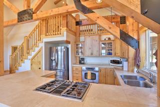 Scenic Susanville Cabin with Deck on Eagle Lake - 2
