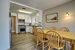 Walk to Beach Condo with Patio on Catalina Island - 5