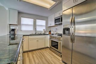 Ocean-View Home - Walk to Avalon City Center! - Avalon - 5