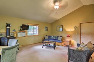 Trego Cabin with Mountain Views and Lake Access! - 8