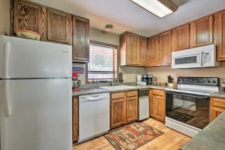 Cabin-Style Condo with Deck Near Angel Fire Resort - Angel Fire - 3