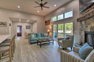 Covered Deck, Grill and Game Room Gilford House! - 5