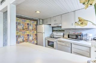 Patio & Walk to Beach: Hilton Head Island Townhome - 1