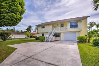 Modern Bonita Beach Apt with Patio - Steps to Beach! - 8