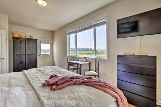 McMinnville Wine Country Home with Hot Tub and Deck - 8