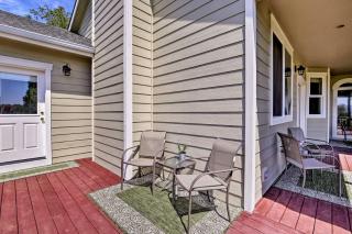 McMinnville Wine Country Home with Hot Tub and Deck - 4
