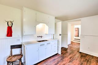 Ferndale Cottage on Private 20 Acre Farm! - 3