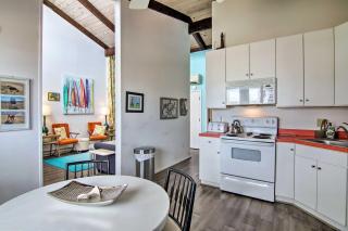 Walk to Dewey Beach Bright Condo with Balcony! - Dewey Beach - 4