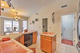 Glendale Home with Pool - Walk to NFL Games! - Glendale - 4
