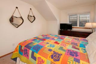 10 Mi to Ski Silverthorne Condo with Hot Tub Access - 8