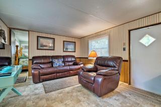 Cabin with Fire Pit, Walk to Steinhatchee River! - Steinhatchee - 7
