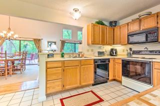 Lake Toxaway Cabin with Fire Pit - 1 Mi to Marina - Lake Toxaway - 3