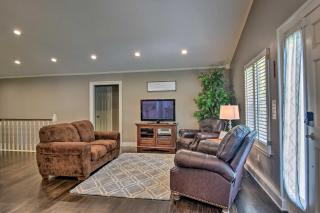 Lakefront Home with Private Dock in Hot Springs! - Hot Springs - 7