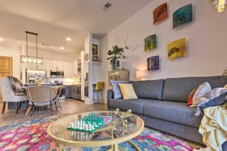 Walkable Downtown Asheville Condo with Balcony - 3