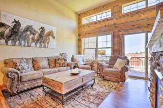 Winter Park Chalet with Hot Tub and Free Shuttle! - Fraser - 4