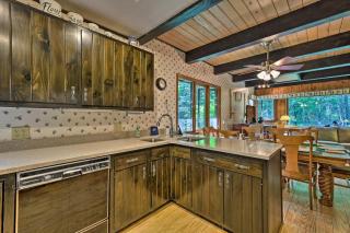 Thirteenth Lake Chalet with Deck, Walk to Water! - North River - 3
