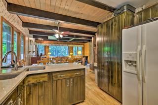 Thirteenth Lake Chalet with Deck, Walk to Water! - North River - 4