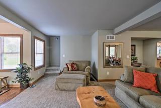 Pet-Friendly Home Near Lakes and Snowmobile Trails! - Roscommon - 3