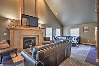 Pet-Friendly Home Near Lakes and Snowmobile Trails! - Roscommon - 9