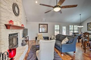 Austin Area Home with Large Private Yard and Deck - 3