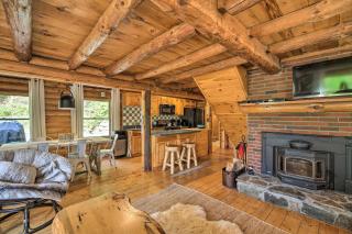 Picture-Perfect Vermont Mtn Cabin with Hot Tub! - 7