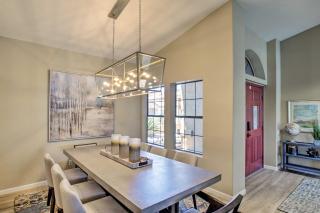 4 Mi to TPC Scottsdale Family Home with Hot Tub! - Phoenix - 5