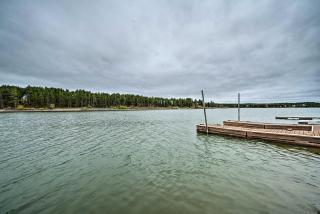 2 Cozy Island Park Cabins with Near the Lake! - Island Park - 8