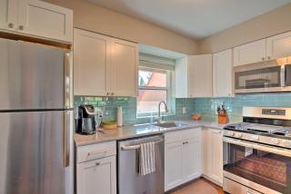 Bright Ruidoso Condo with Deck and Golf Course Views! - Ruidoso - 1