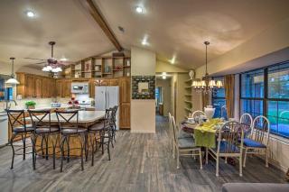 Cozy Family Home with Fire Pit, 4 Mi to Lake Fork - Emory - 4