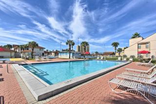 Blocks to Beach PCB Condo with Patio and Pool Access! - Panama City Beach - 9