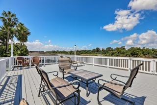 Home on San Jacinto River with Pool, Dock and Deck! - Houston - 9