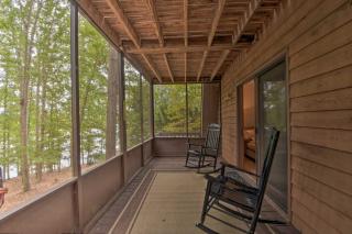 Lake Hartwell Home with Dock Less Than 10 Miles to Clemson! - Seneca - 2