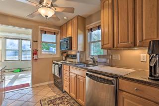 Lake Hopatcong Family Home with Boat Slip and Dock - 2