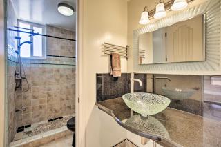 Beachfront Oceanside Condo with Pool and Hot Tub! - Oceanside - 1