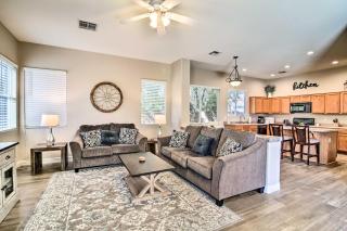 4 Mi to Riparian Preserve Mesa Abode with Hot Tub - Mesa - 7
