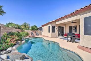 4 Mi to Riparian Preserve Mesa Abode with Hot Tub - Mesa - 0