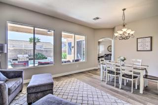 4 Mi to Riparian Preserve Mesa Abode with Hot Tub - Mesa - 2