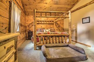 Deck with Private Hot Tub Lakefront Raystown Cabin! - Hesston - 1