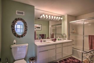 Beachfront Marco Island Condo with Pool Access! - 7