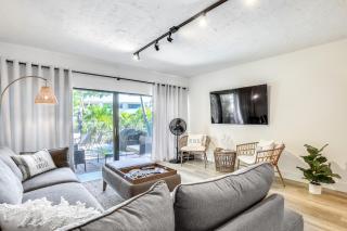 Executive Bay Club Condos - Islamorada - 1