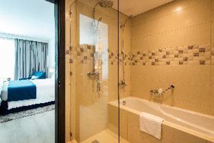 Centara West Bay Hotel & Residences Doha - Doha - 6