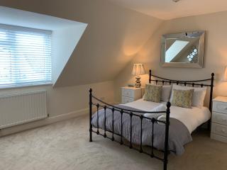 31b St Leonards Road - 2 bed with balcony - 2