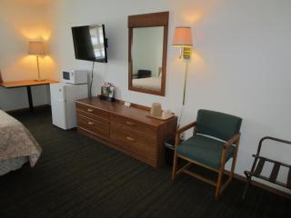 Dakota Country Inn - Platte - 2