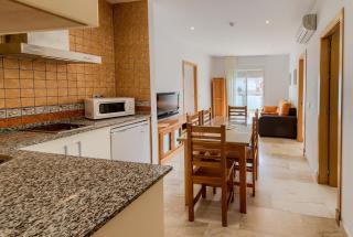 Hotel Apartamentos Loto Conil - Conil de la Frontera - 9
