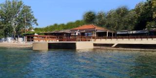 Stone Villa Inside Sea- Kids'Land - Platanidia - 0