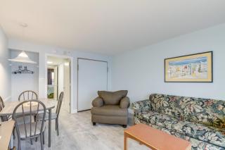 Hosteeva Oceanfront Boardwalk Beach Resort with Balcony - Myrtle Beach - 1